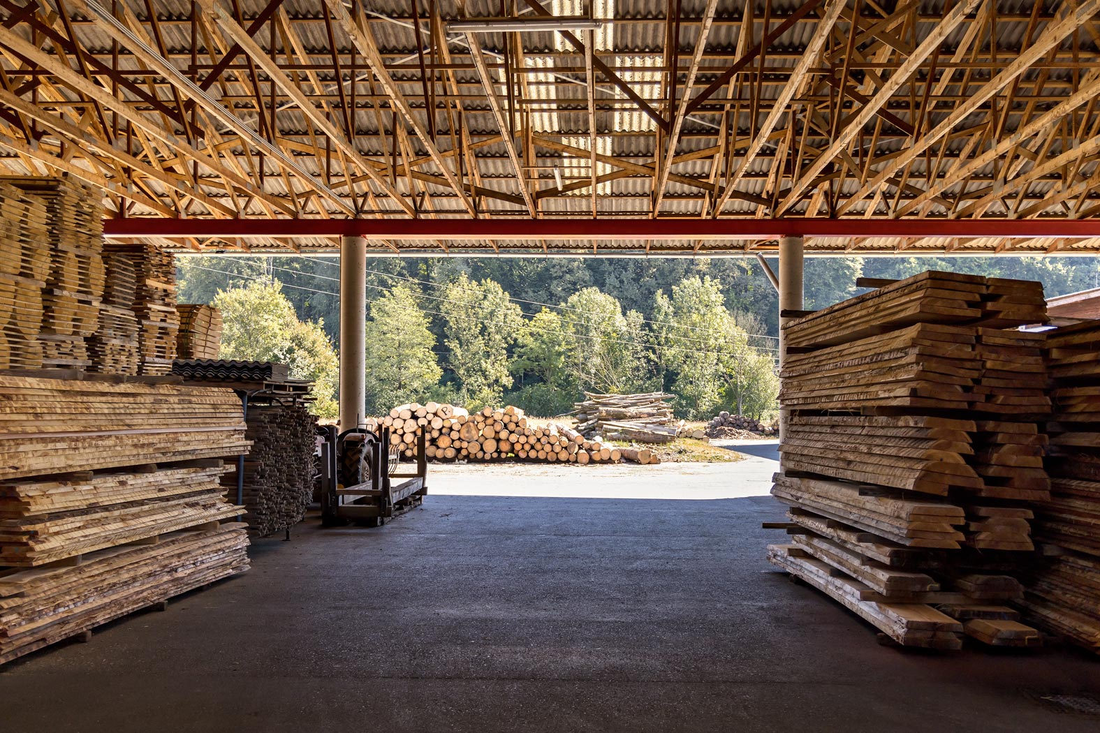 Hirschmann-Holz Gnas Steiermark Rundholz verkaufen Schnittholz kaufen Kantholz Brennholz Hackschnitzel Furniere Lohntrocknung Transporte Holzschlägerungen